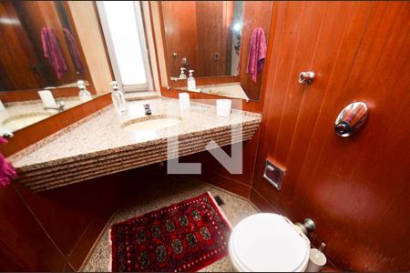 Apartamento à venda com 200m², 4 quartos e 2 vagasLavabo social