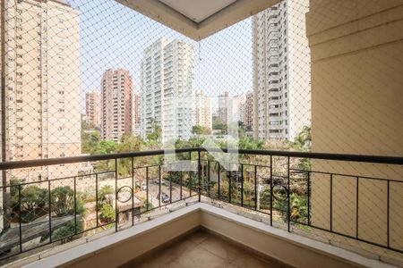 Apartamento para alugar com 148m², 4 quartos e 3 vagas Apartamento para alugar com 148m², 4 quartos e 3 vagasVaranda