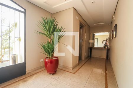 Apartamento para alugar com 148m², 4 quartos e 3 vagas Apartamento para alugar com 148m², 4 quartos e 3 vagasHall de Entrada