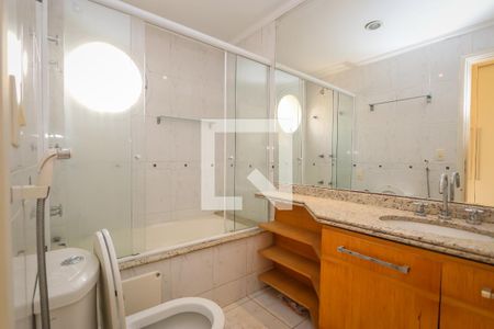 Apartamento para alugar com 148m², 4 quartos e 3 vagas Apartamento para alugar com 148m², 4 quartos e 3 vagasSuíte
