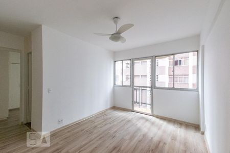 Sala de apartamento à venda com 1 quarto, 49m² em Vila Olímpia, São Paulo