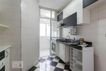 Apartamento para alugar com 60m², 2 quartos e 2 vagasCozinha