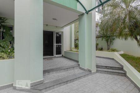 Apartamento para alugar com 60m², 2 quartos e 2 vagasEntrada
