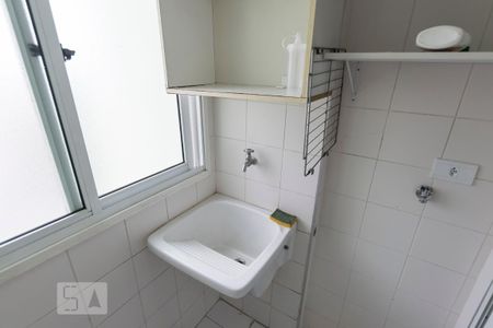 Apartamento para alugar com 60m², 2 quartos e 2 vagasÁrea de serviço (Tanque)