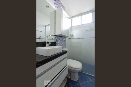 Banheiro  de apartamento à venda com 2 quartos, 47m² em Vila Sílvia, São Paulo