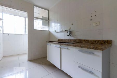 Cozinha de apartamento à venda com 2 quartos, 47m² em Vila Sílvia, São Paulo