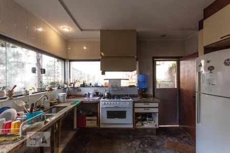Casa para alugar com 900m², 5 quartos e 3 vagasCozinha