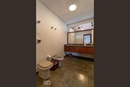 Casa para alugar com 900m², 5 quartos e 3 vagasLavado do Piso Superior