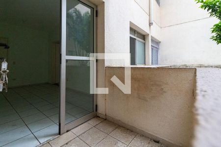 Varanda Sala de apartamento para alugar com 2 quartos, 50m² em Vila Inglesa, São Paulo