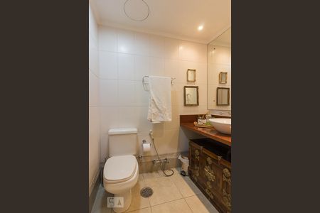 Apartamento à venda com 71m², 2 quartos e 1 vaga Apartamento à venda com 71m², 2 quartos e 1 vagaBanheiro