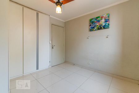 Quarto de apartamento à venda com 2 quartos, 79m² em Pinheiros, São Paulo