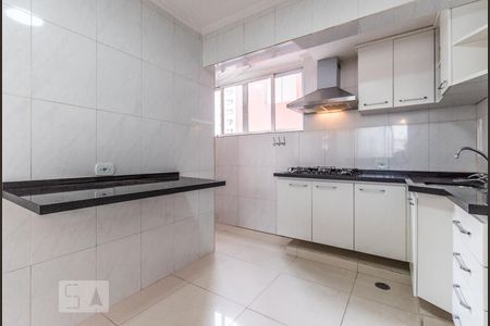 Apartamento à venda com 79m², 2 quartos e 1 vagaCozinha