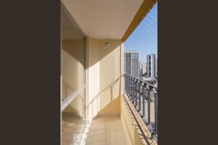 Apartamento à venda com 70m², 2 quartos e 1 vagaSacada