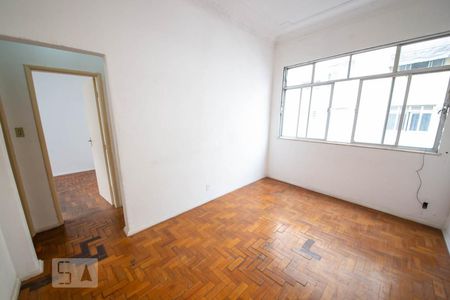 Sala de apartamento à venda com 2 quartos, 65m² em Centro, Niterói