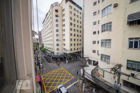 Vista da sala de apartamento à venda com 2 quartos, 65m² em Centro, Niterói