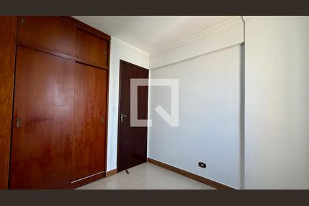 Quarto 1 de apartamento para alugar com 3 quartos, 76m² em Jardim Esmeralda, São Paulo