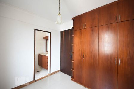 Apartamento para alugar com 76m², 3 quartos e 1 vaga Apartamento para alugar com 76m², 3 quartos e 1 vagaSuíte