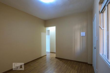 Sala de apartamento para alugar com 1 quarto, 54m² em Cambuci, São Paulo