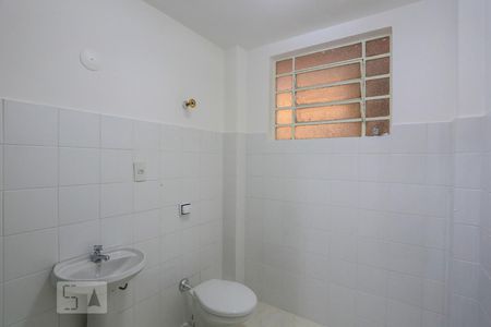 Banheiro de apartamento para alugar com 1 quarto, 54m² em Cambuci, São Paulo
