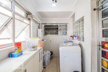 Apartamento à venda com 126m², 3 quartos e 1 vagaÁrea de Serviço