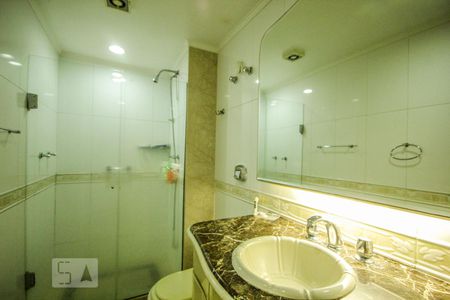 Banheiro de apartamento à venda com 4 quartos, 130m² em Copacabana, Rio de Janeiro