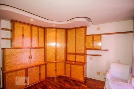 Apartamento à venda com 130m², 4 quartos e 2 vagasSuite