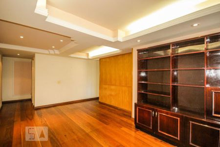 Sala de apartamento à venda com 4 quartos, 130m² em Copacabana, Rio de Janeiro