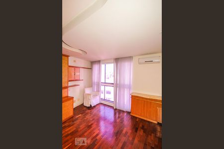 Apartamento à venda com 130m², 4 quartos e 2 vagasSuite