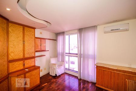 Apartamento à venda com 130m², 4 quartos e 2 vagasSuite