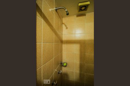 Apartamento à venda com 130m², 4 quartos e 2 vagasBanheiro de Serviço