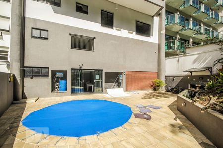 Apartamento à venda com 130m², 4 quartos e 2 vagasÁrea comum - Piscina