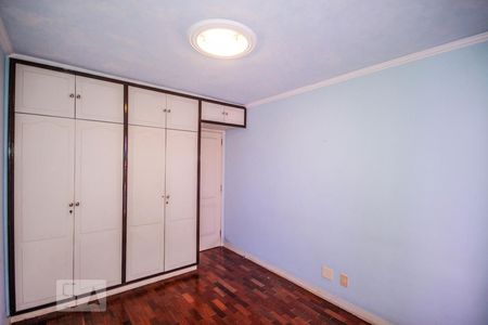 Apartamento à venda com 130m², 4 quartos e 2 vagasQuarto 1