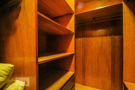 Apartamento à venda com 130m², 4 quartos e 2 vagasclosed Suite