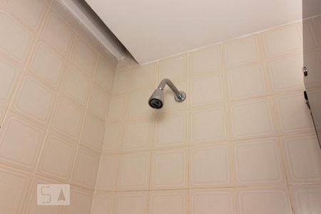 Apartamento à venda com 80m², 3 quartos e 1 vaga Apartamento à venda com 80m², 3 quartos e 1 vagaChuveiro