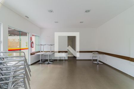 Apartamento para alugar com 76m², 3 quartos e 2 vagas Apartamento para alugar com 76m², 3 quartos e 2 vagasÁrea comum - Salão de festas