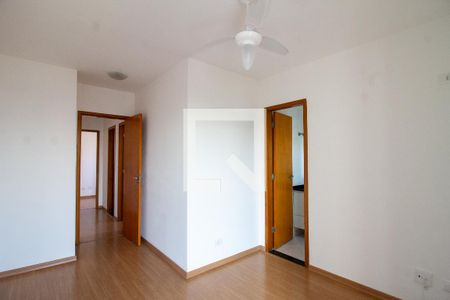 Suíte de apartamento para alugar com 3 quartos, 76m² em Vila Galvão, Guarulhos