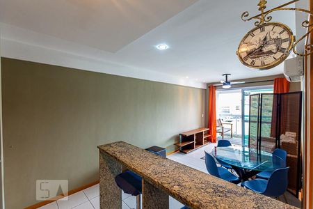 Apartamento à venda com 46m², 1 quarto e 1 vagaCozinha / Sala