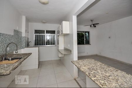 Apartamento à venda com 60m², 2 quartos e 1 vagaCozinha e Área de Serviço