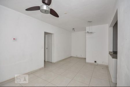 Apartamento à venda com 60m², 2 quartos e 1 vagaSala