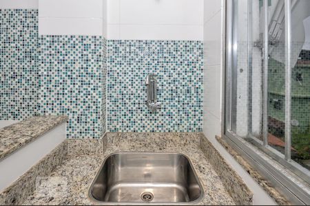 Apartamento à venda com 60m², 2 quartos e 1 vagaCozinha e Área de Serviço