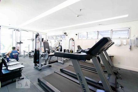 Studio para alugar com 39m², 1 quarto e 1 vaga Studio para alugar com 39m², 1 quarto e 1 vagaAcademia
