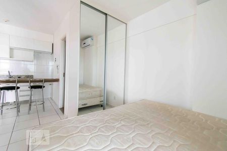 Studio para alugar com 39m², 1 quarto e 1 vaga Studio para alugar com 39m², 1 quarto e 1 vagaQuarto