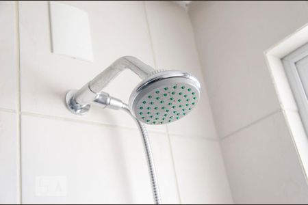 Chuveiro de apartamento para alugar com 3 quartos, 150m² em Centro, Canoas