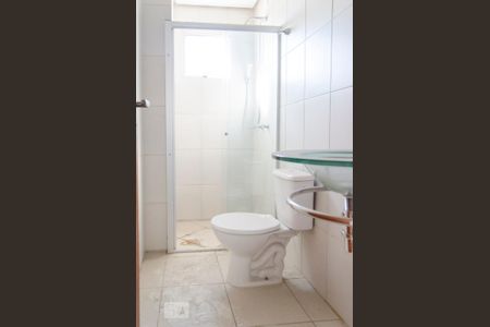 Banheiro suíte de apartamento para alugar com 3 quartos, 150m² em Centro, Canoas