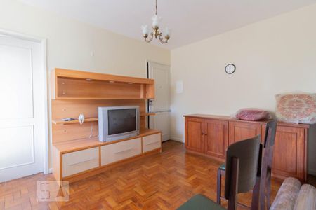 Sala de apartamento para alugar com 2 quartos, 70m² em Cerqueira César, São Paulo