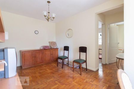 Sala de apartamento para alugar com 2 quartos, 70m² em Cerqueira César, São Paulo