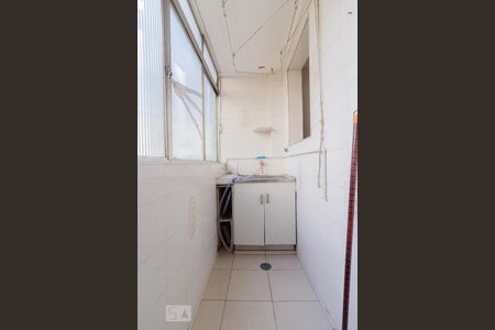 Apartamento para alugar com 70m², 2 quartos e sem vaga Apartamento para alugar com 70m², 2 quartos e sem vagaÁrea de Serviço