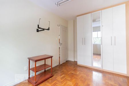 Quarto 1 de apartamento para alugar com 2 quartos, 70m² em Cerqueira César, São Paulo