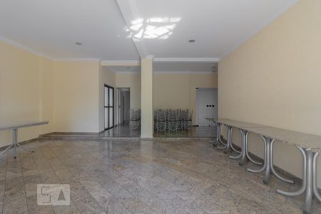 Apartamento à venda com 106m², 2 quartos e 2 vagasSalão de festas