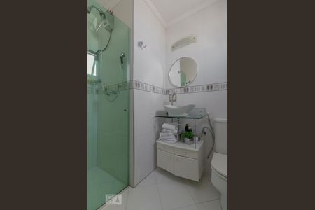 Apartamento à venda com 106m², 2 quartos e 2 vagasBanheiro suíte